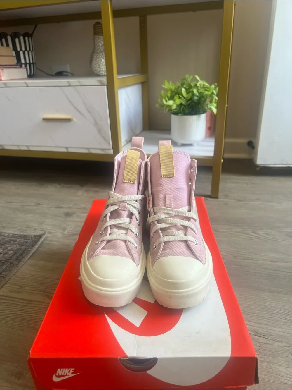 Converse Lugged Lift Platform Kids Embroidered Flowers A07386C